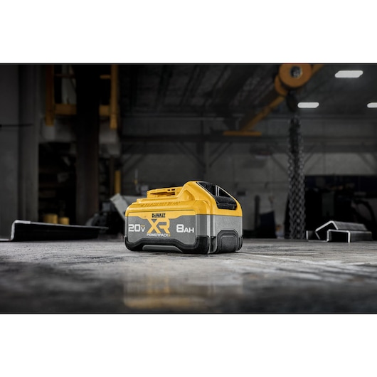 DCB2108 XR POWERPACK™ 8 Ah battery commercial environment shot