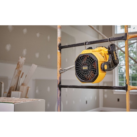11 in Corded/Cordless Jobsite Fan Kit